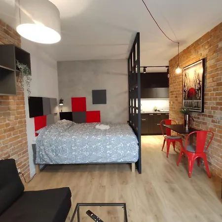 Red Wall Apartment In The Old Town Gdańsk Zewnętrze zdjęcie